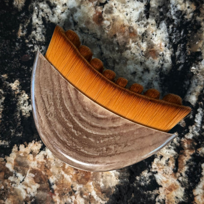 noinventSculpting Glow Face Brush™